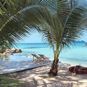 Surat Thani hotels &amp; apartments, all accommodations in Surat Thani